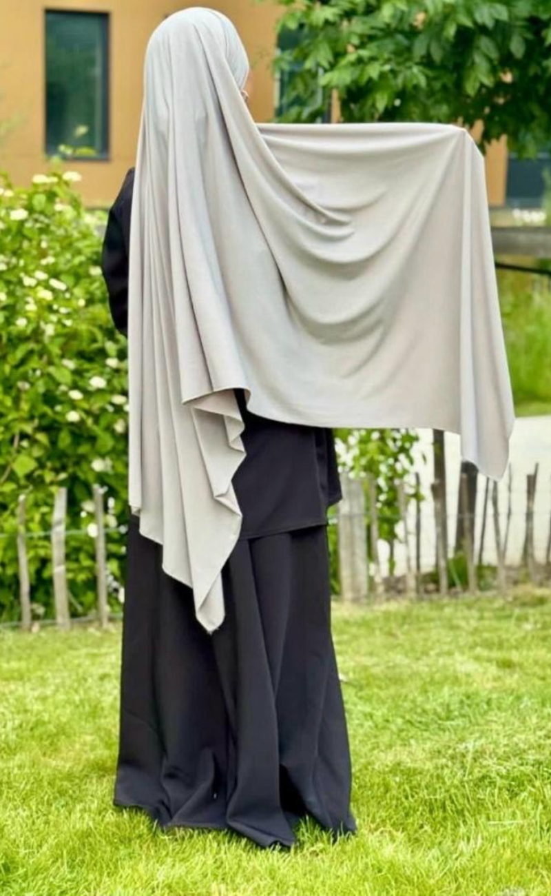 Foulard à nouer Yasmine – Maintien parfait, allure fluide