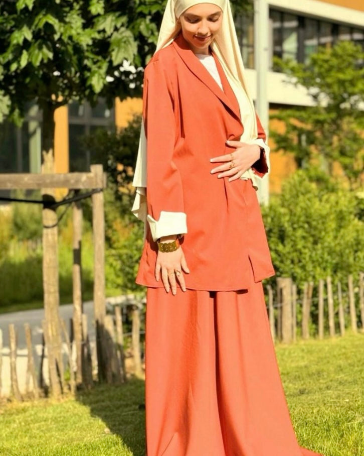 Ensemble Naïla – Blazer et Jupe